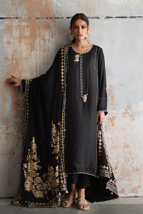 Opulent Elegance Nida Azwer Atelier Opulent Elegance Nida Azwer Atelier