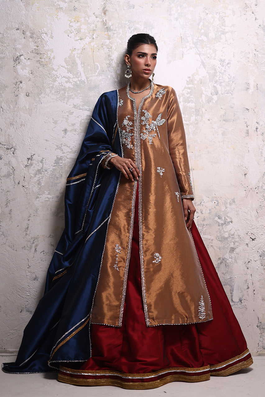 Copper Luminance – Nida Azwer Atelier