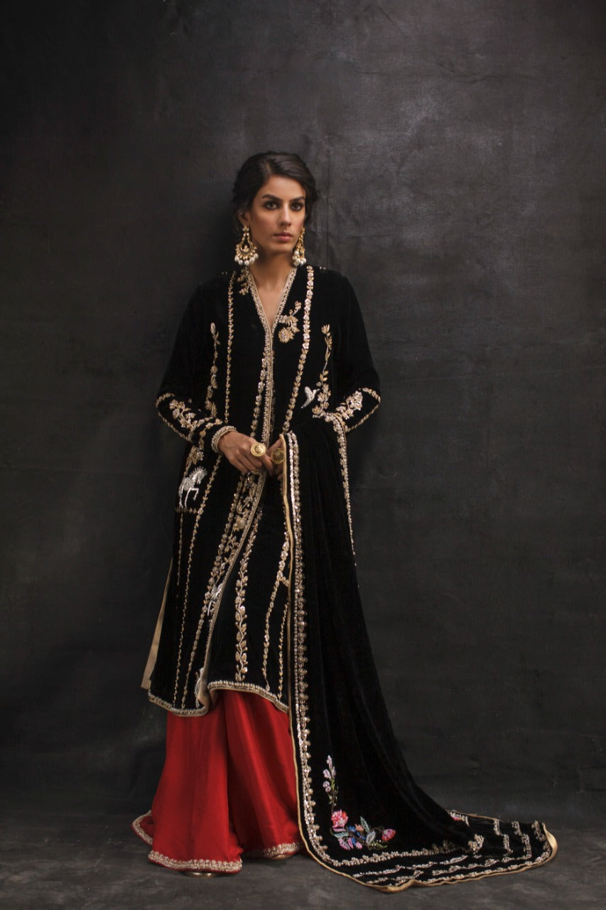Kd-0920-Fo-Ch-9-Black – Nida Azwer Atelier